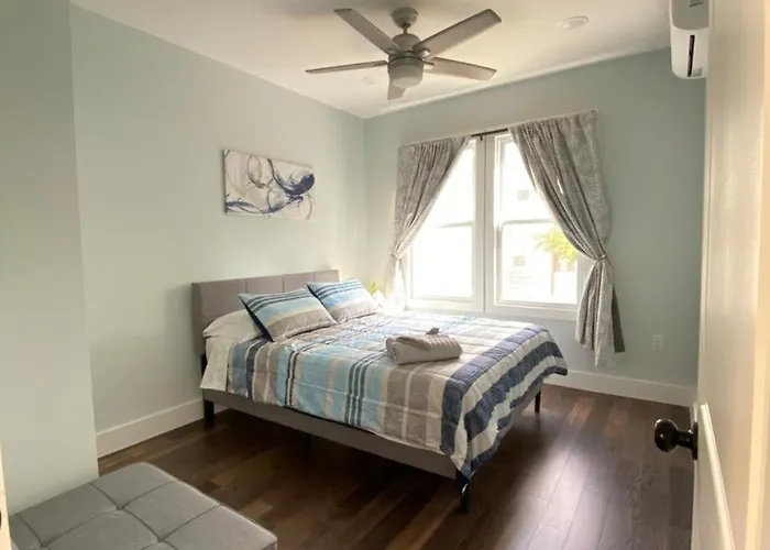 Modern 2Br Direct Bus To Manhattan & Times Sq